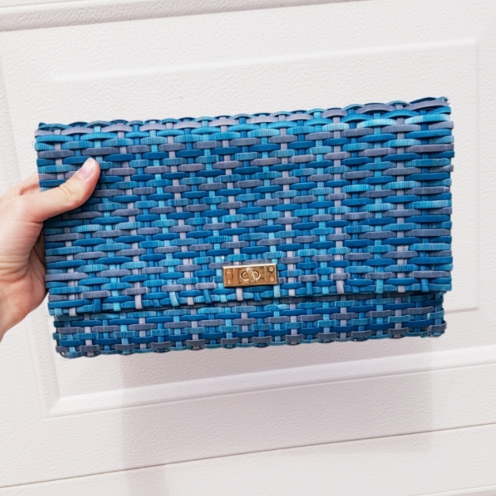 !!!SALE!!!Blue Woven H&M Clutch